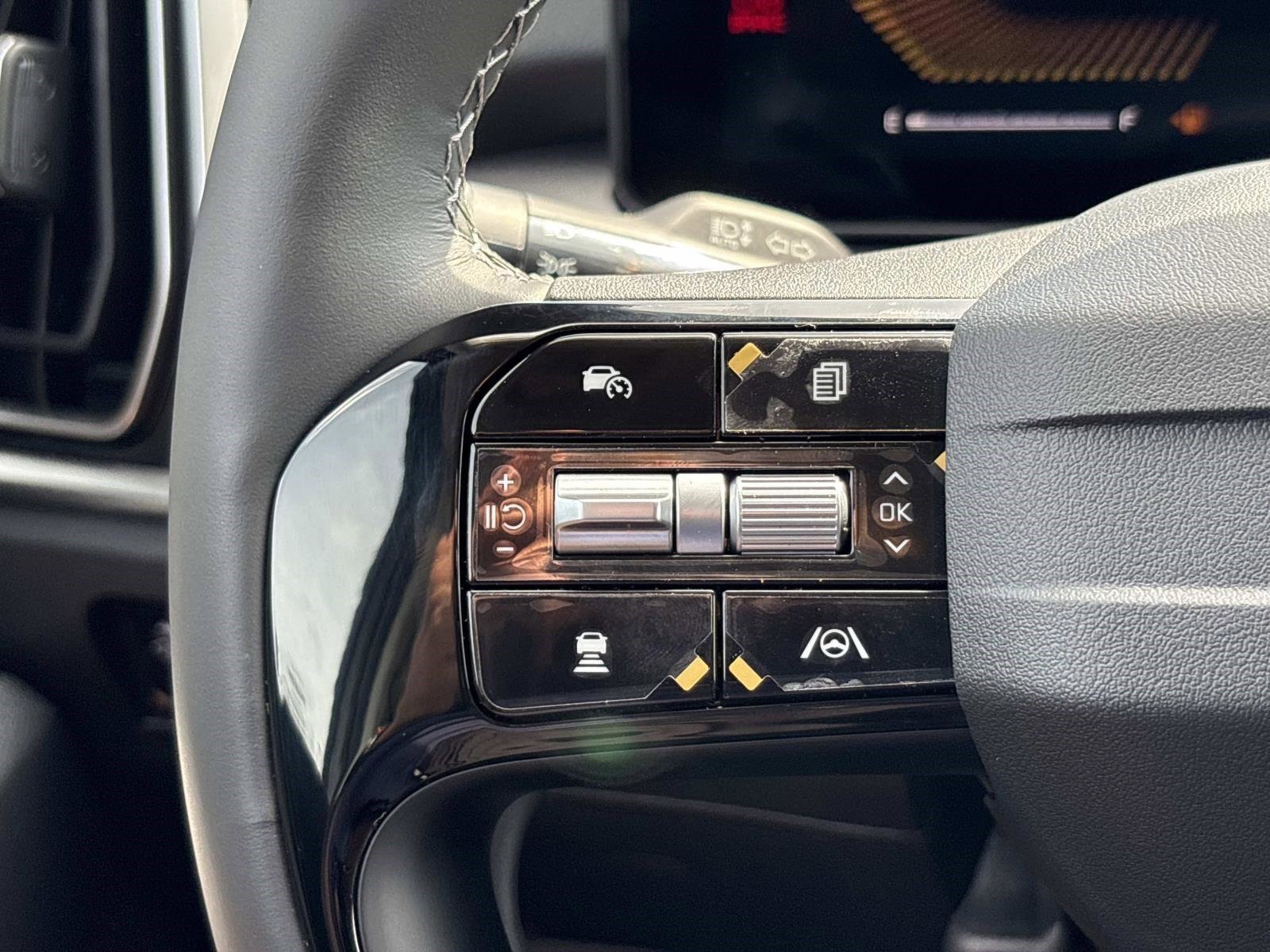 New 2026 Kia Sorento S image 31