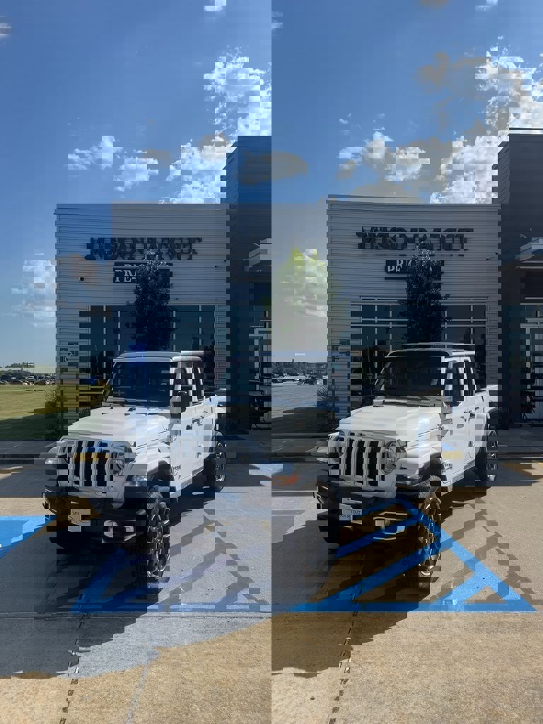 Used 2023 Jeep Gladiator Overland