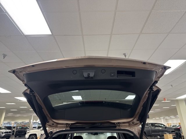 Used 2019 Chevrolet Equinox LT image 16