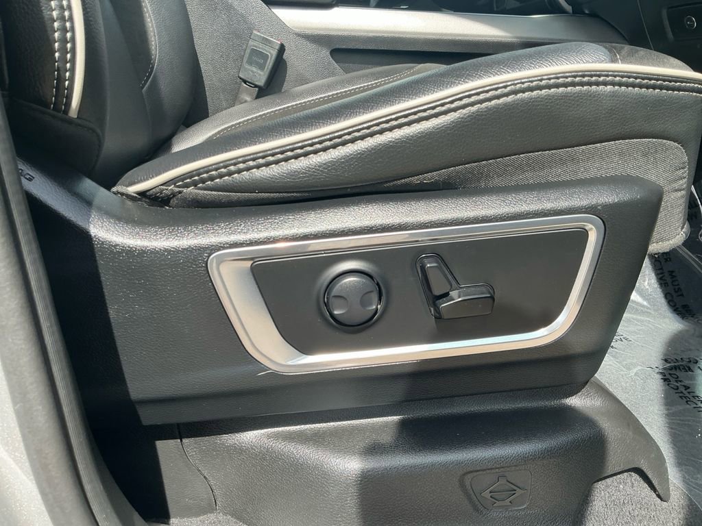 Used 2025 RAM 1500 Laramie image 20