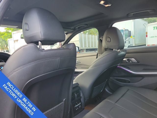 Used 2020 BMW 330i Sedan w/ M Sport Package RWD image 14