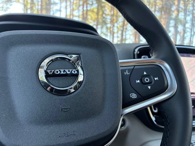 New 2026 Volvo XC40 B5 Plus w/ Protection Package Premier AWD/4WD image 29