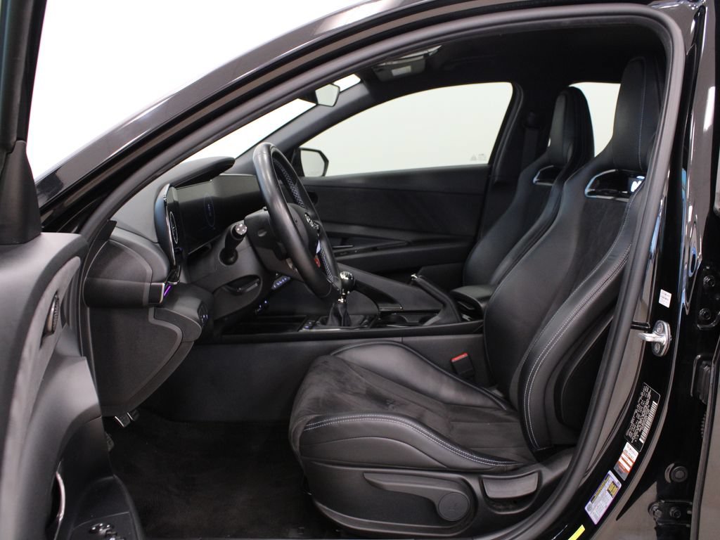 Used 2022 Hyundai Elantra N FWD image 10