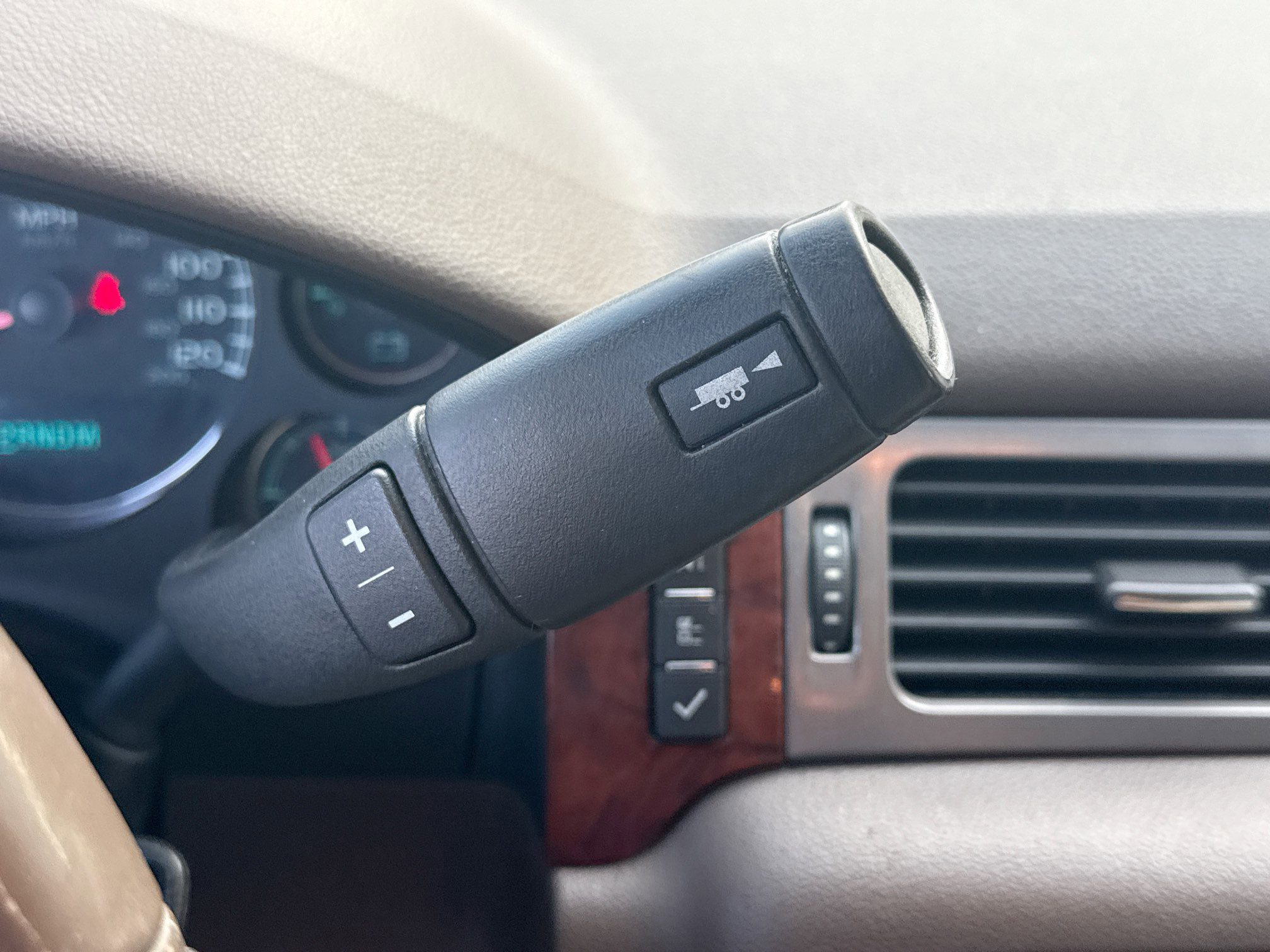 Used 2014 Chevrolet Tahoe LT image 15