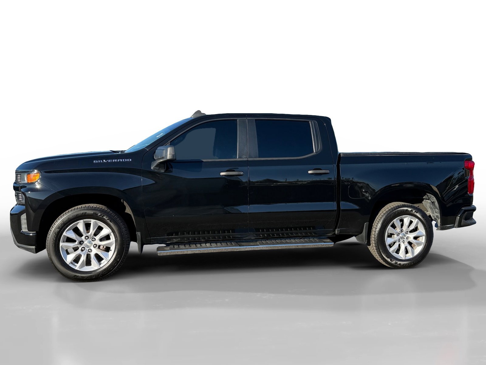 Used 2021 Chevrolet Silverado 1500 Custom image 2