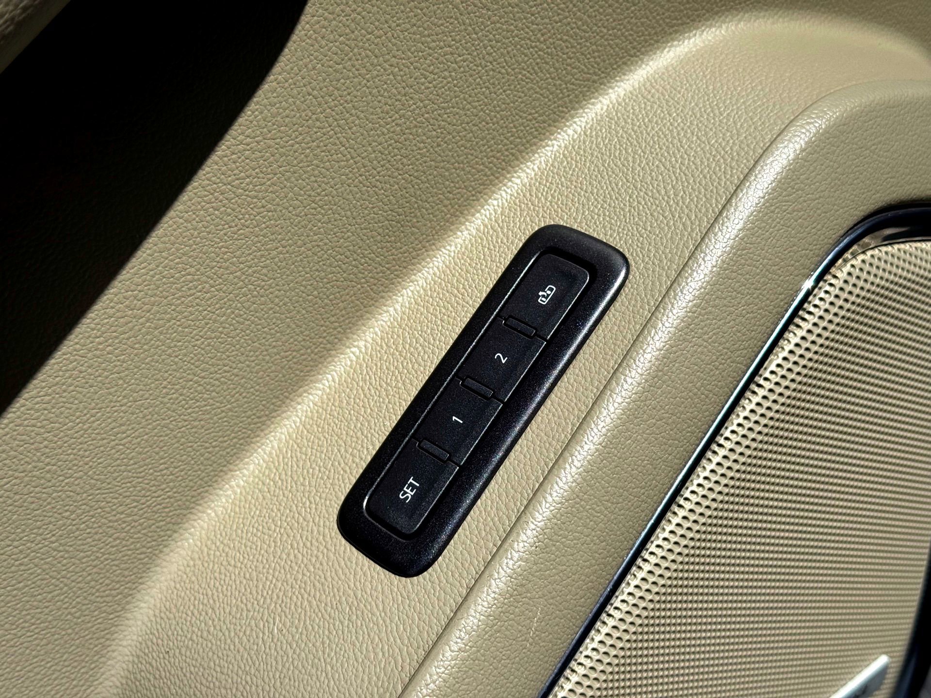 Used 2019 Chevrolet Suburban LT w/ Texas Edition Package image 16