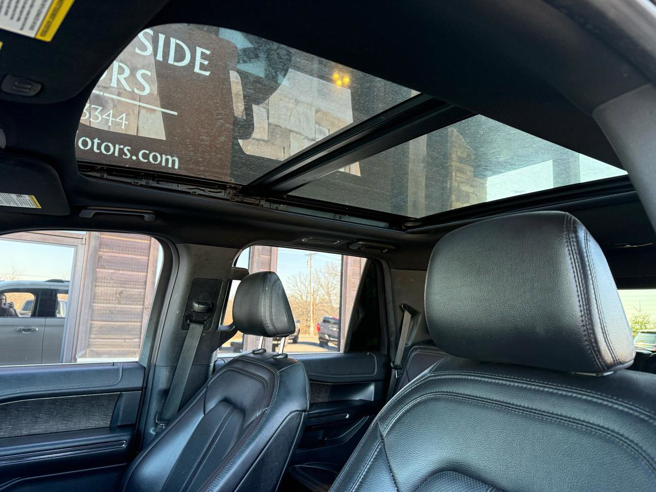 Used 2021 Ford Expedition Limited image 37