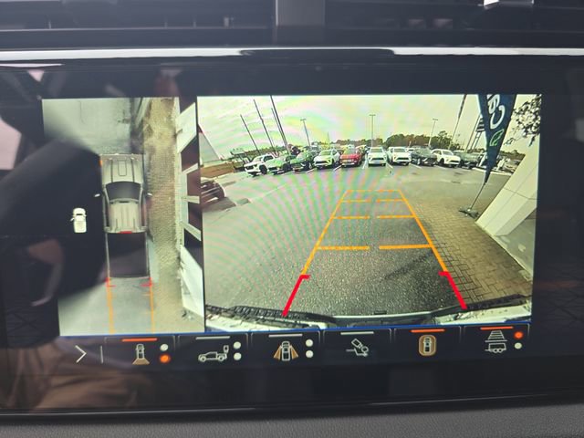 New 2026 GMC Sierra 2500 AT4 w/ Technology Package AWD/4WD image 21