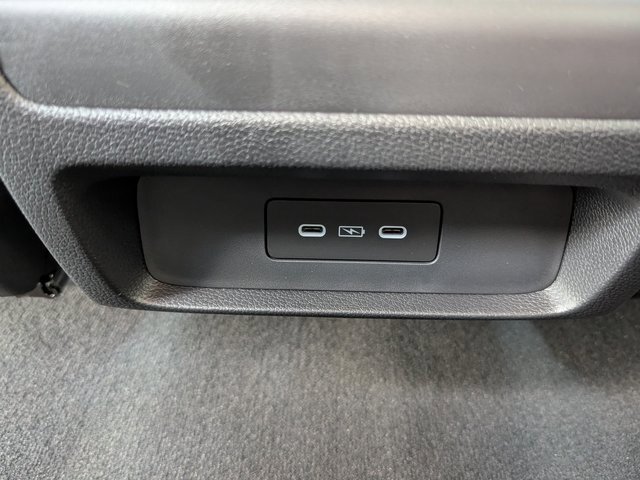 New 2026 Honda Odyssey Touring image 18