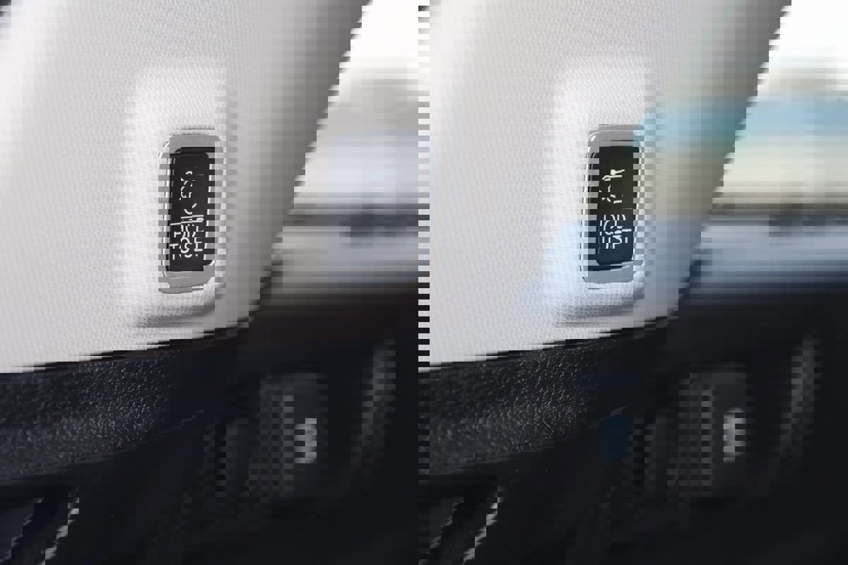 Used 2022 Jeep Grand Cherokee Limited image 68