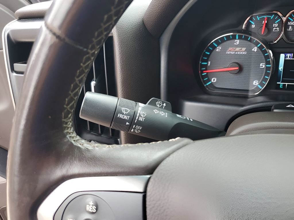 Used 2018 Chevrolet Silverado 1500 LT w/ All Star Edition image 35