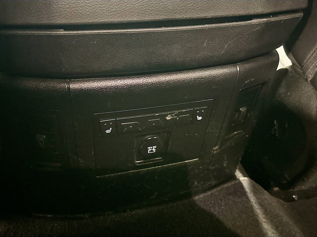 Used 2018 RAM 3500 Laramie w/ Sport Appearance Group image 29