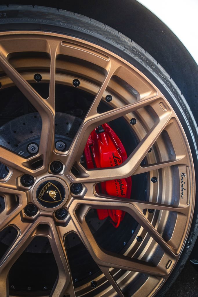 Used 2015 Lamborghini Huracan LP 610-4 image 37