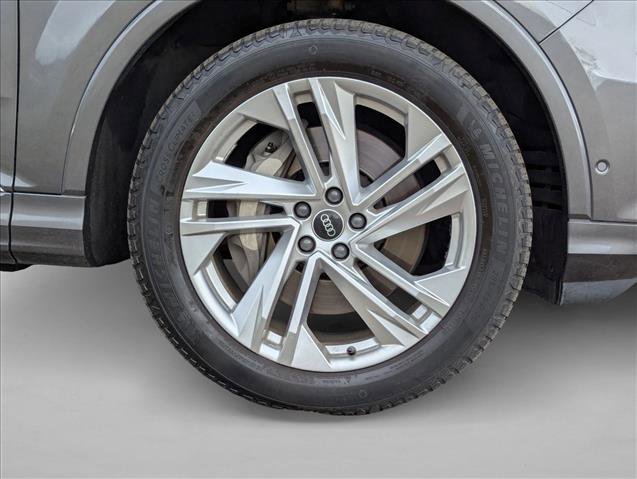 Used 2021 Audi Q7 3.0T Premium w/ Convenience Package image 27