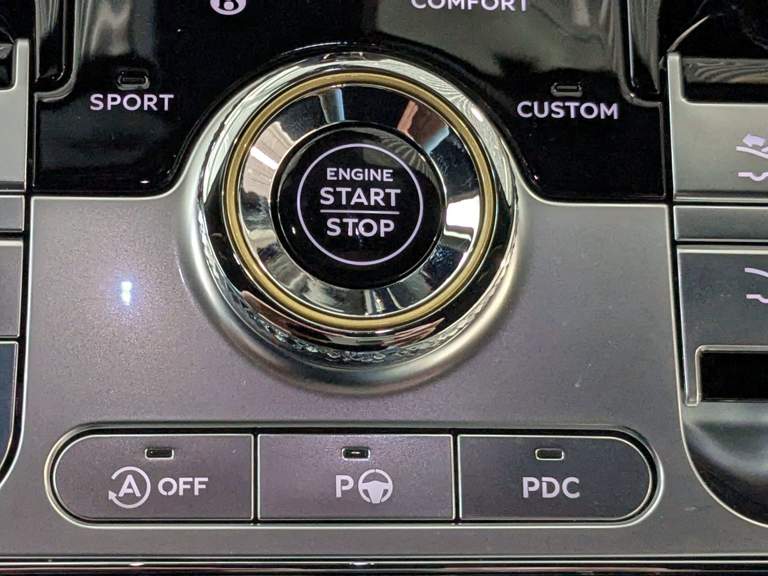 Used 2020 Bentley Continental GT image 34