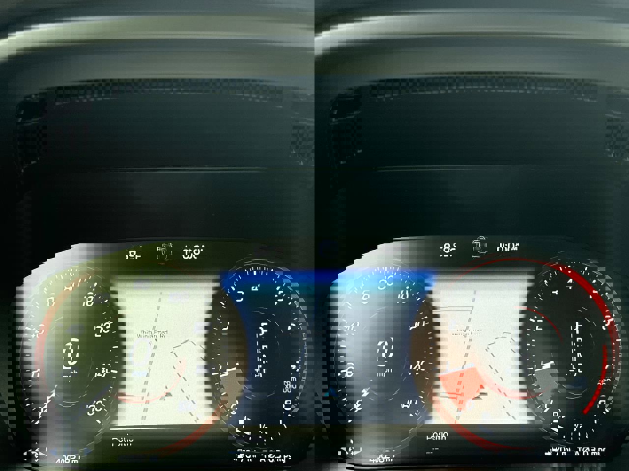 Used 2021 Volvo XC60 T6 Momentum w/ Premium Package image 16