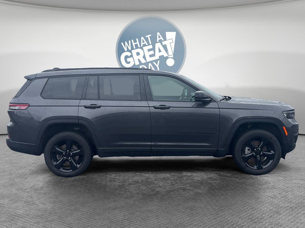 New 2025 Jeep Grand Cherokee L Limited w/ Luxury Tech Group II image 2