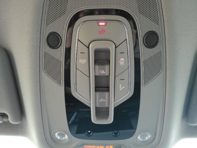 Used 2025 Audi Q5 2.0T Premium image 50