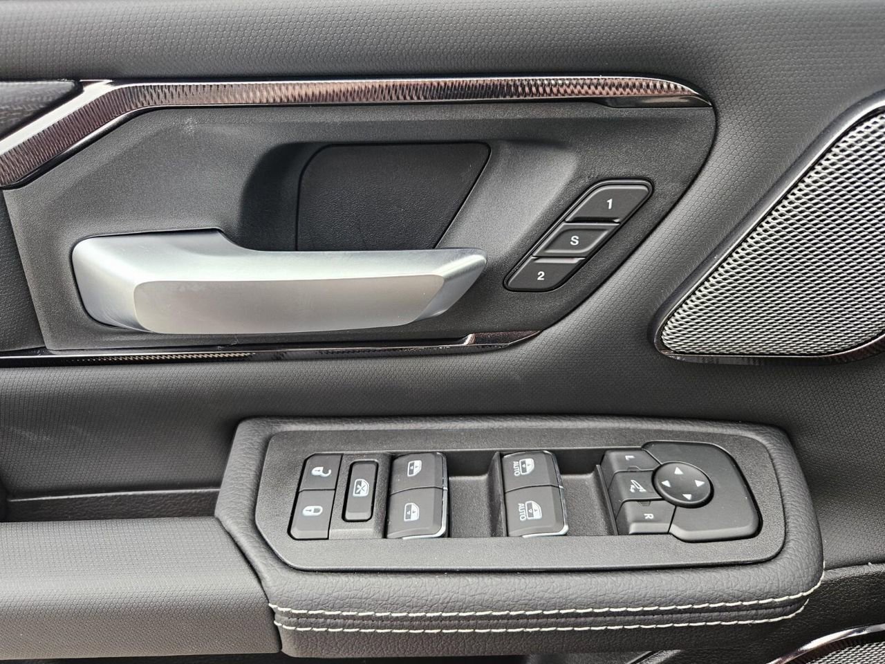 New 2026 RAM 1500 Rebel image 18