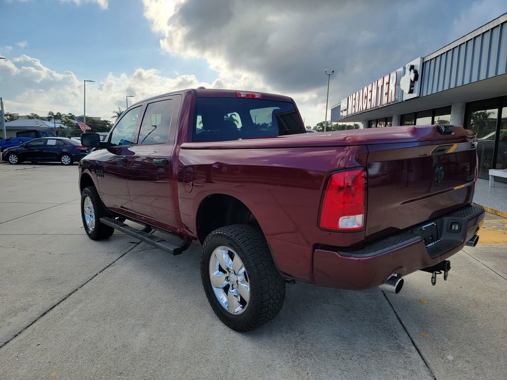 Used 2019 RAM 1500 Express w/ Express Value Package AWD/4WD image 3