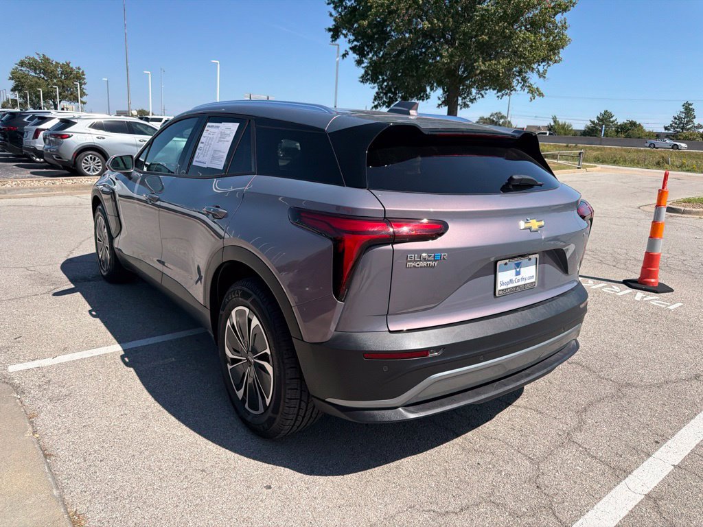 Used 2024 Chevrolet Blazer EV LT AWD/4WD image 5