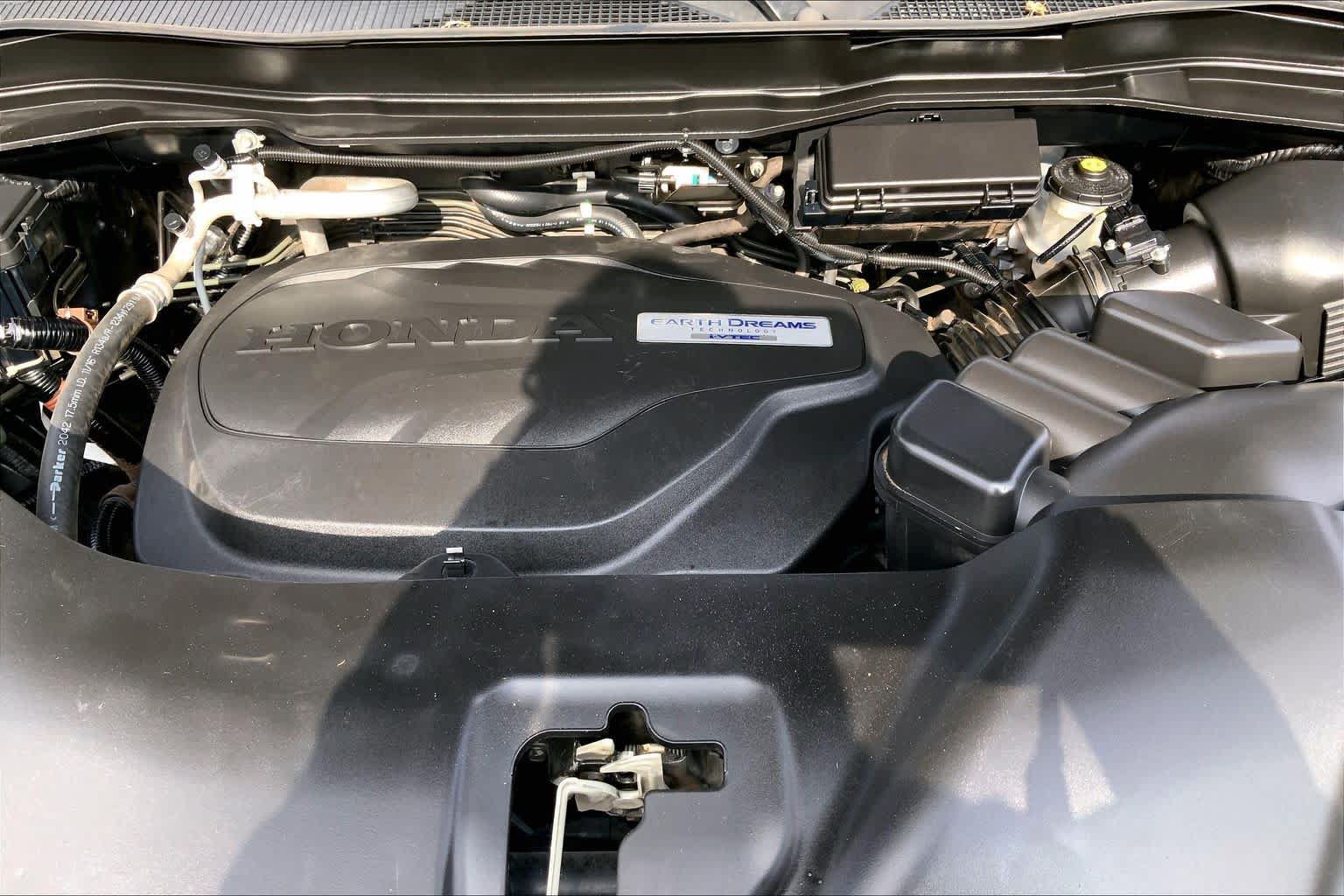 Certified 2017 Honda Pilot Elite image 32