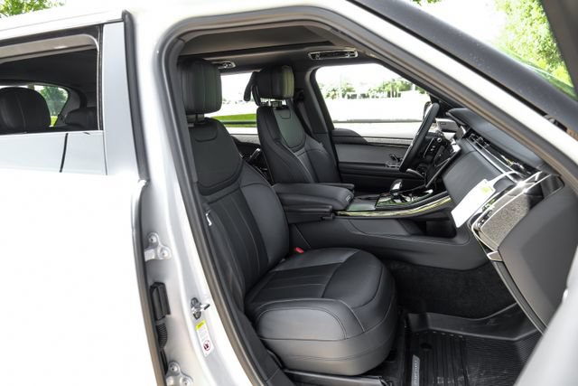 New 2026 Land Rover Range Rover Sport Dynamic SE AWD/4WD image 41