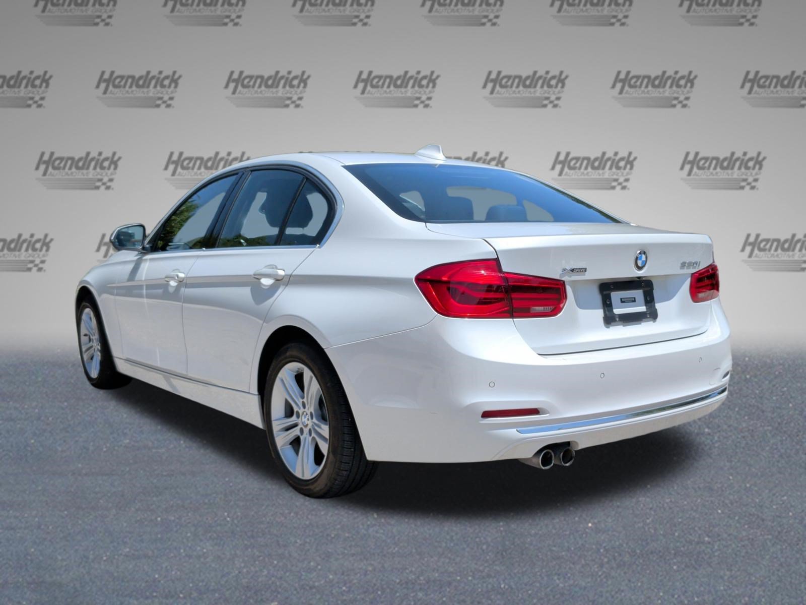 Used 2018 BMW 330i xDrive Sedan w/ Premium Package AWD/4WD image 9