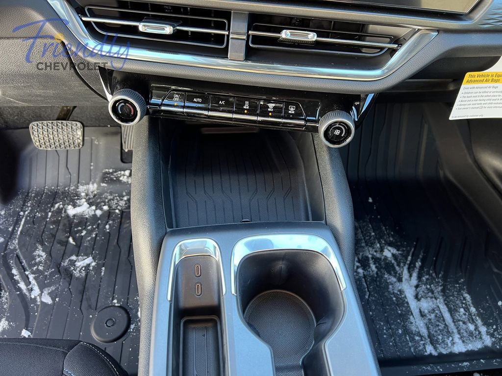 New 2026 Chevrolet Equinox EV LT FWD image 9