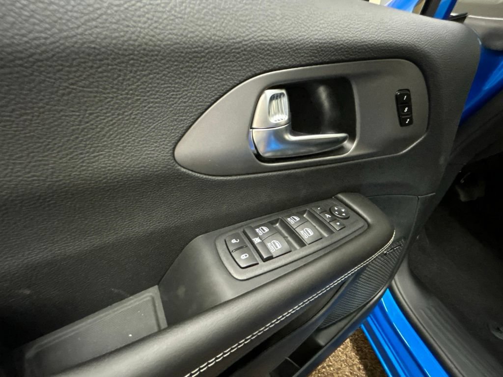 New 2027 Chrysler Pacifica Limited w/ S Appearance Package FWD image 26