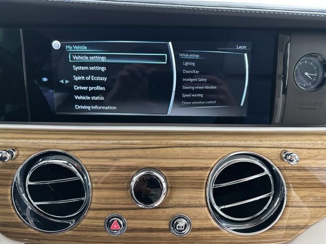 Used 2023 Rolls-Royce Ghost image 25