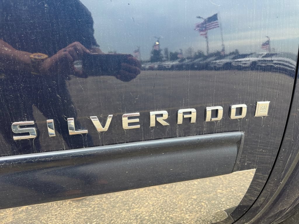 Used 2009 Chevrolet Silverado 1500 LTZ w/ Safety Package AWD/4WD image 36