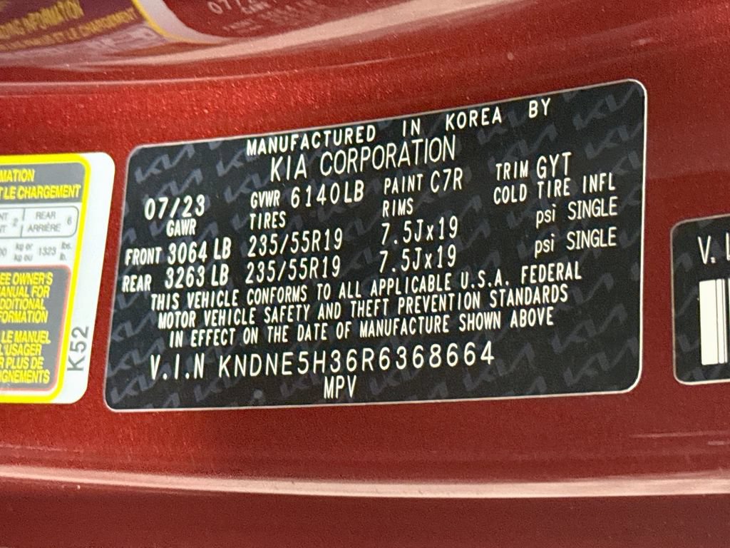 Used 2024 Kia Carnival SX Prestige FWD image 40