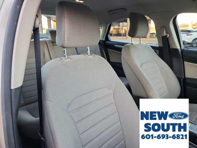 Used 2019 Ford Fusion S image 14
