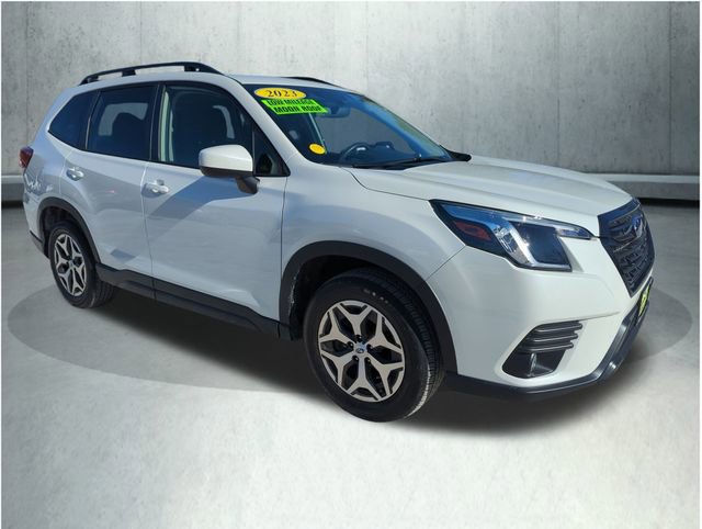Used 2023 Subaru Forester Premium image 8