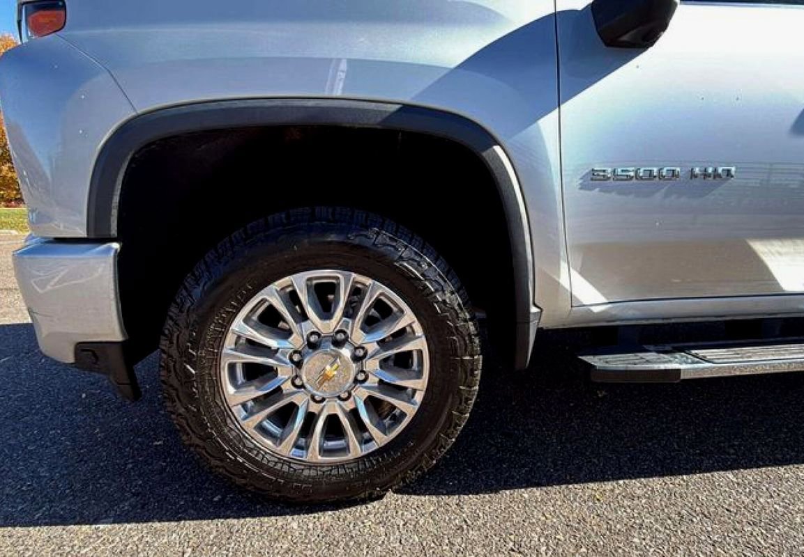 Used 2021 Chevrolet Silverado 3500 High Country w/ Z71 Off-Road Package image 19