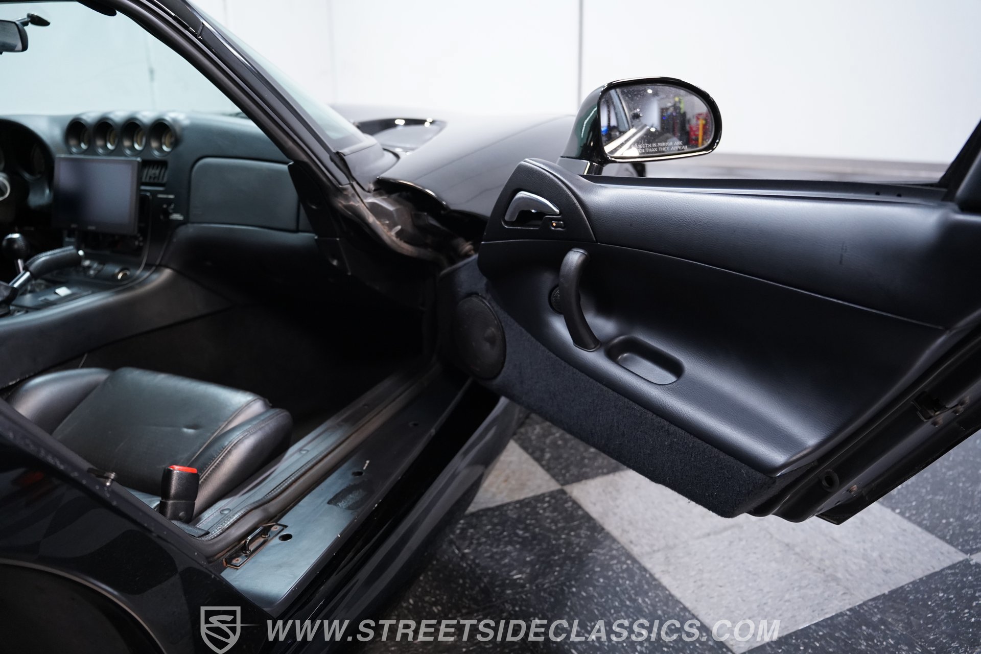 Used 2000 Dodge Viper GTS RWD image 39