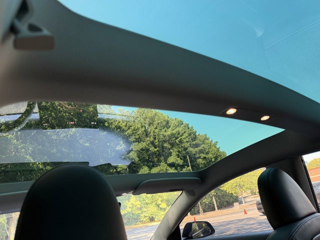 Used 2023 Tesla Model 3 Standard Range RWD image 23