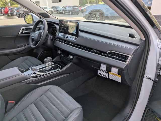 New 2026 Mitsubishi Outlander SE FWD image 35
