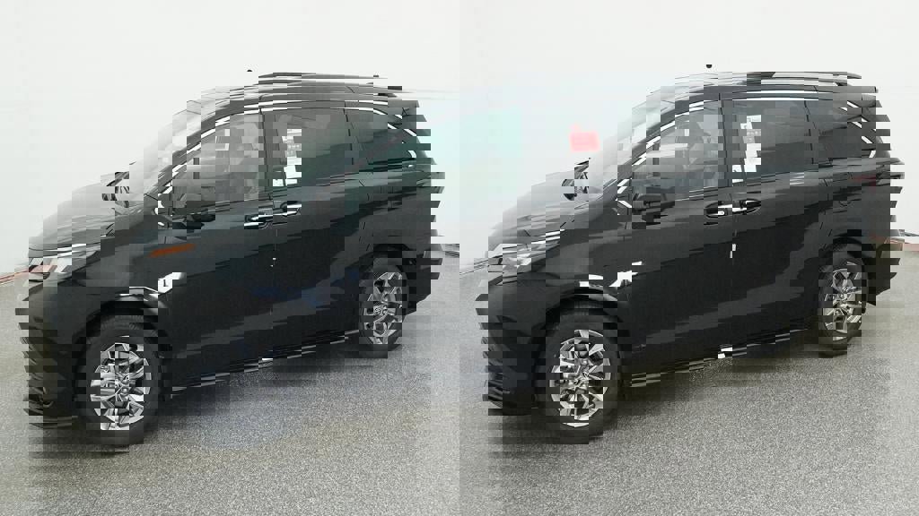 New 2026 Toyota Sienna XLE image 35