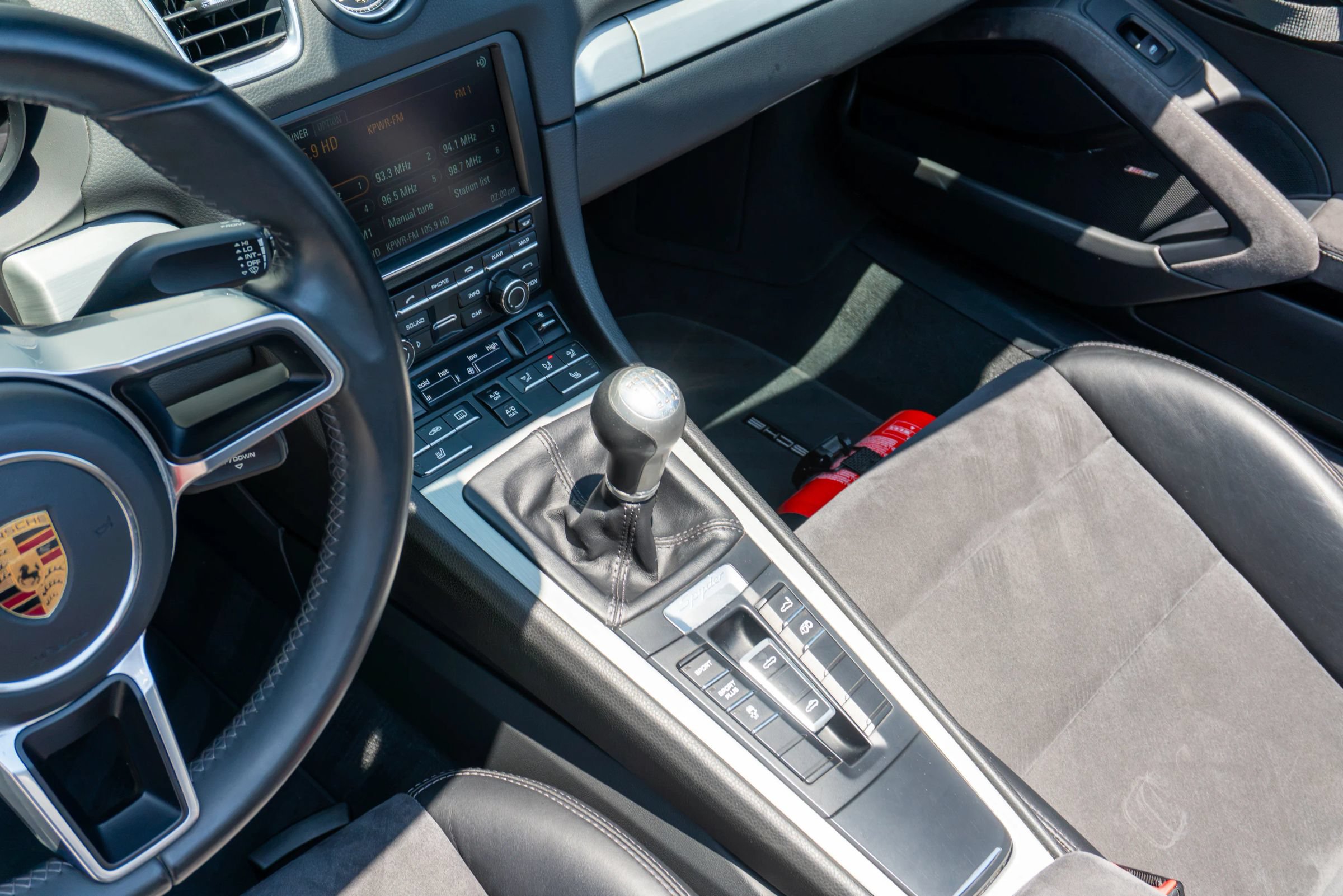 Used 2016 Porsche Boxster Spyder RWD image 61