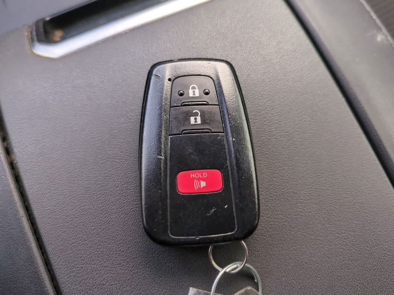 Certified 2021 Toyota Highlander L FWD image 27