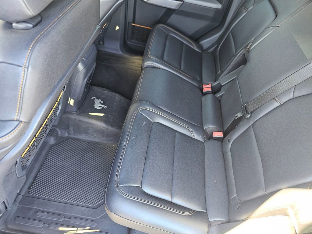 Used 2021 Ford Bronco Badlands image 14