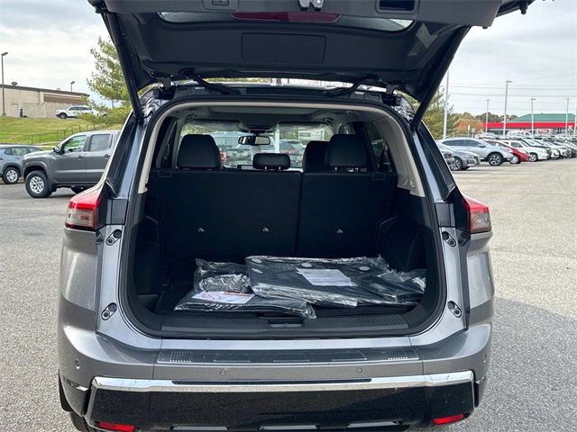 New 2026 Nissan Rogue Platinum w/ Platinum Premium Package image 13