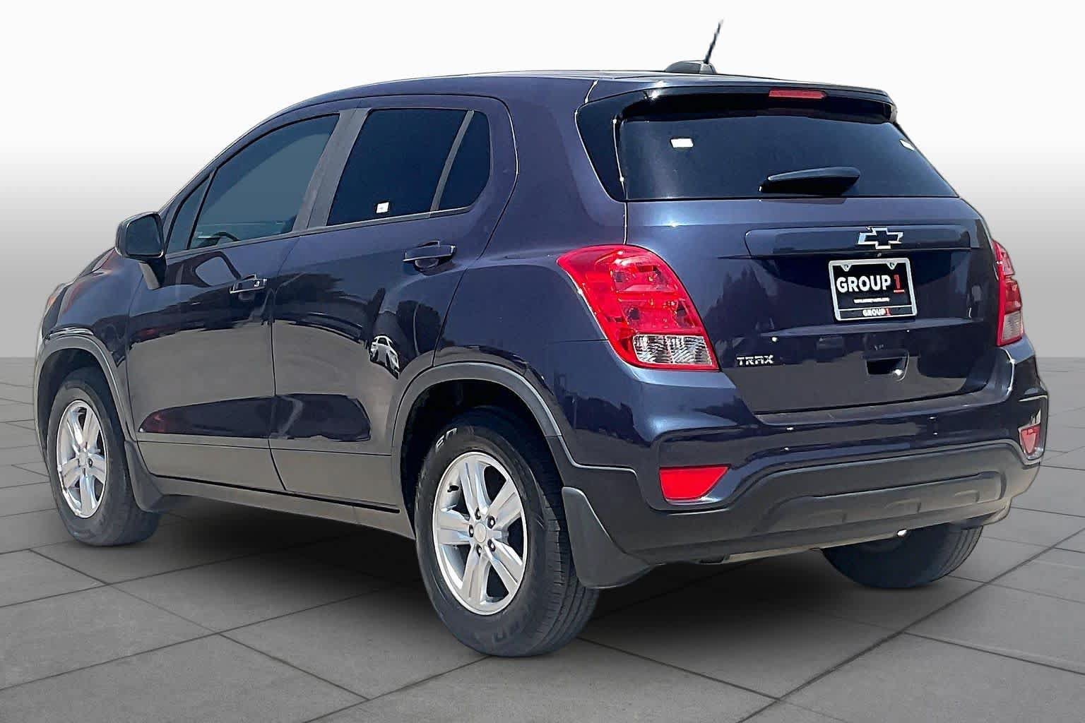 Used 2019 Chevrolet Trax LS w/ Tint and Cruise Package FWD image 12
