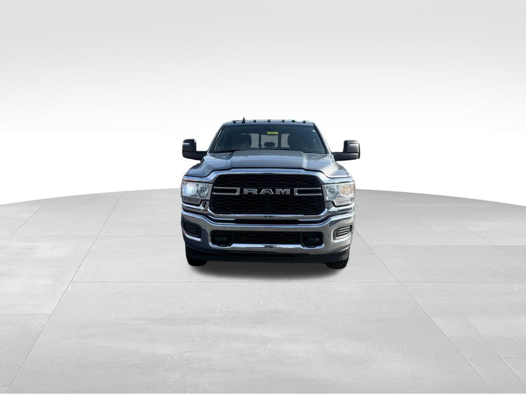 Used 2024 RAM 3500 Tradesman w/ Chrome Appearance Group image 2
