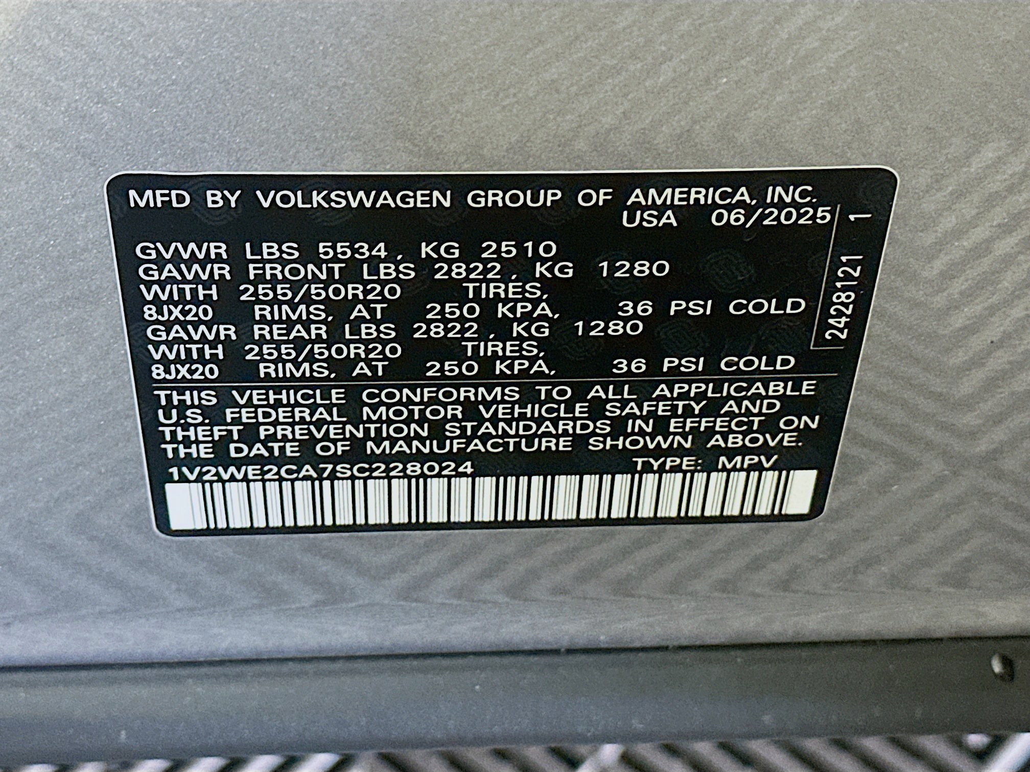 Used 2025 Volkswagen Atlas Cross Sport SE FWD image 12