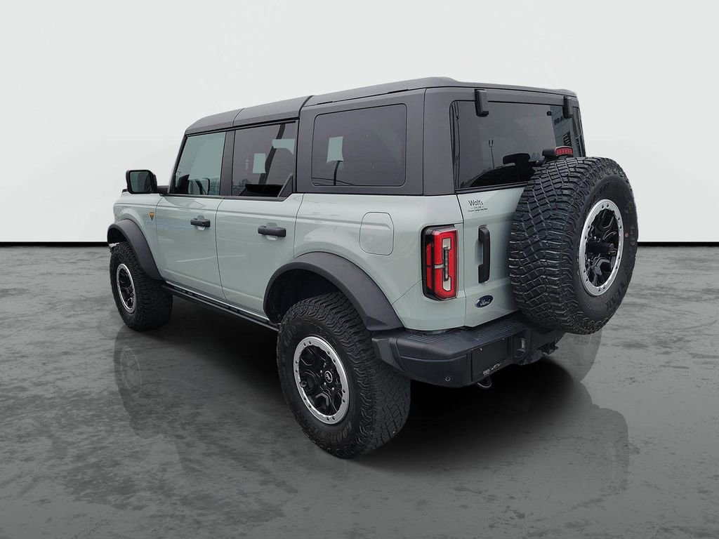Used 2024 Ford Bronco Badlands AWD/4WD image 3