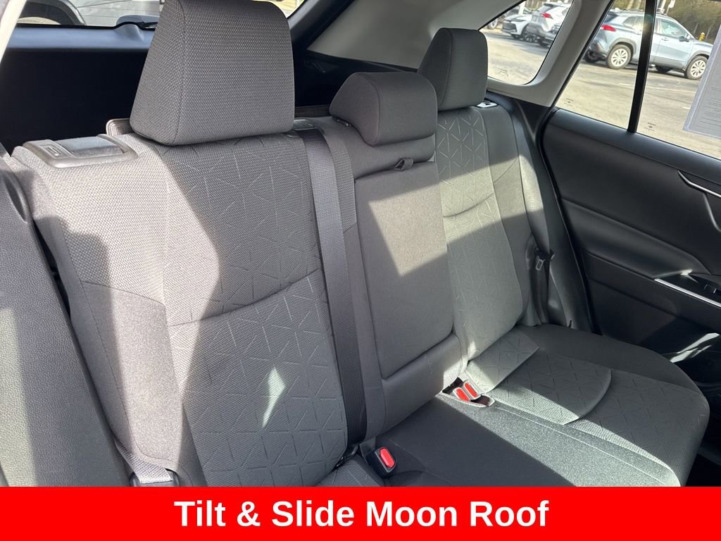 Certified 2022 Toyota RAV4 XLE w/ Convenience Package image 20