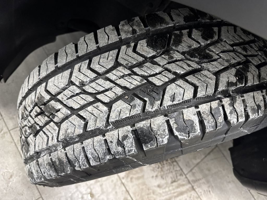 Used 2025 Hyundai Santa Fe XRT image 40